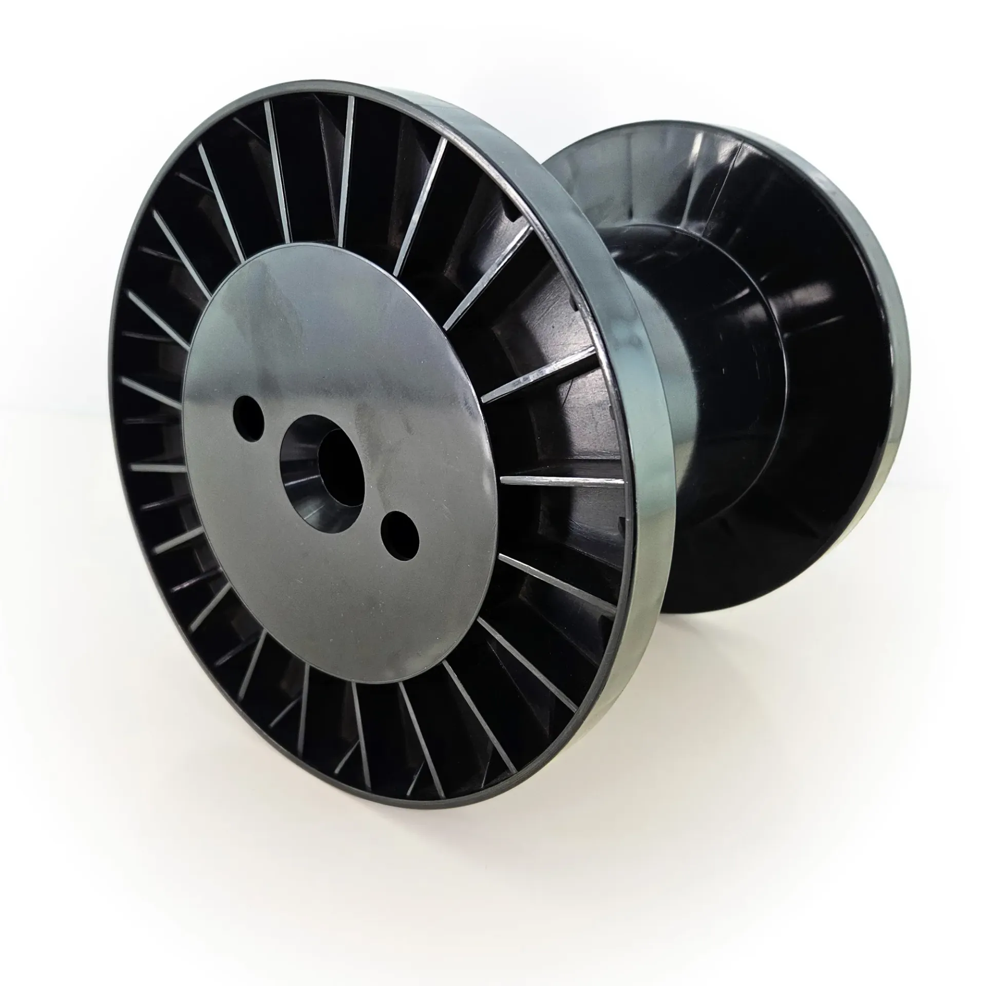 Reel P 7.9" x 4.9" x 6.3" x 0.9" K200