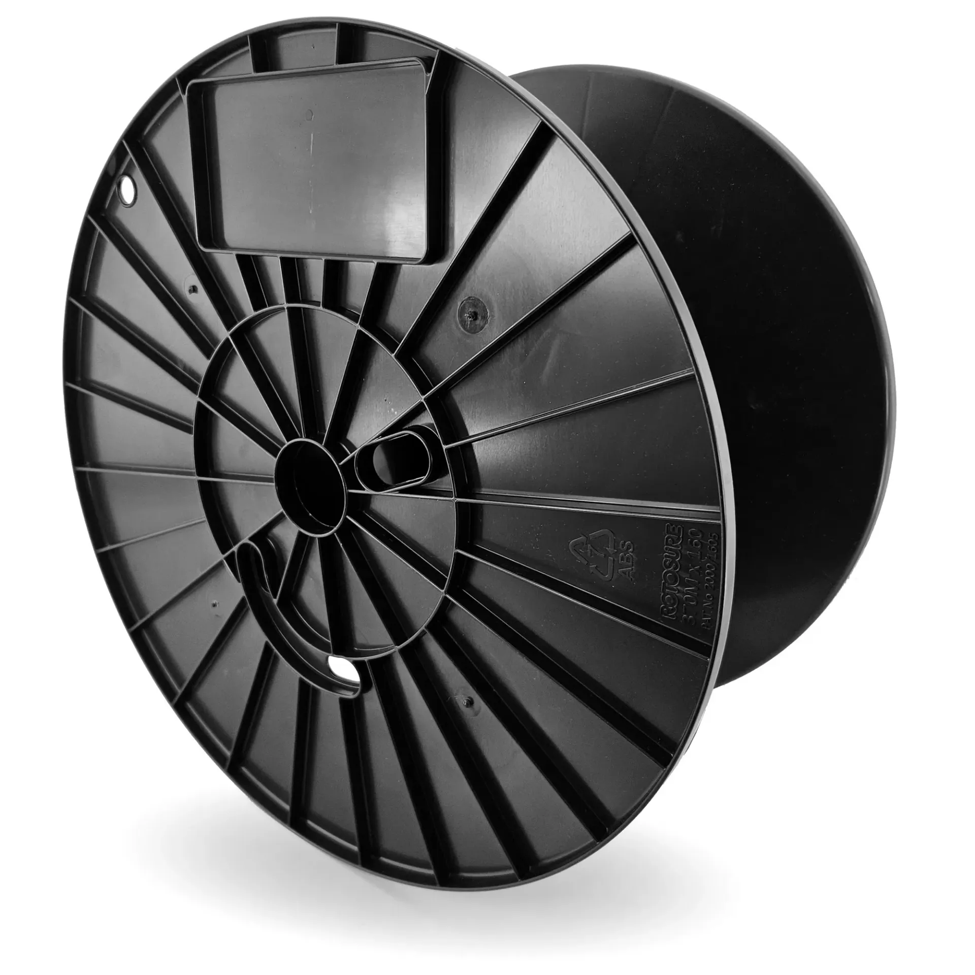 Reel M 14.6" x 6.3" x 7.9" x 1.6"