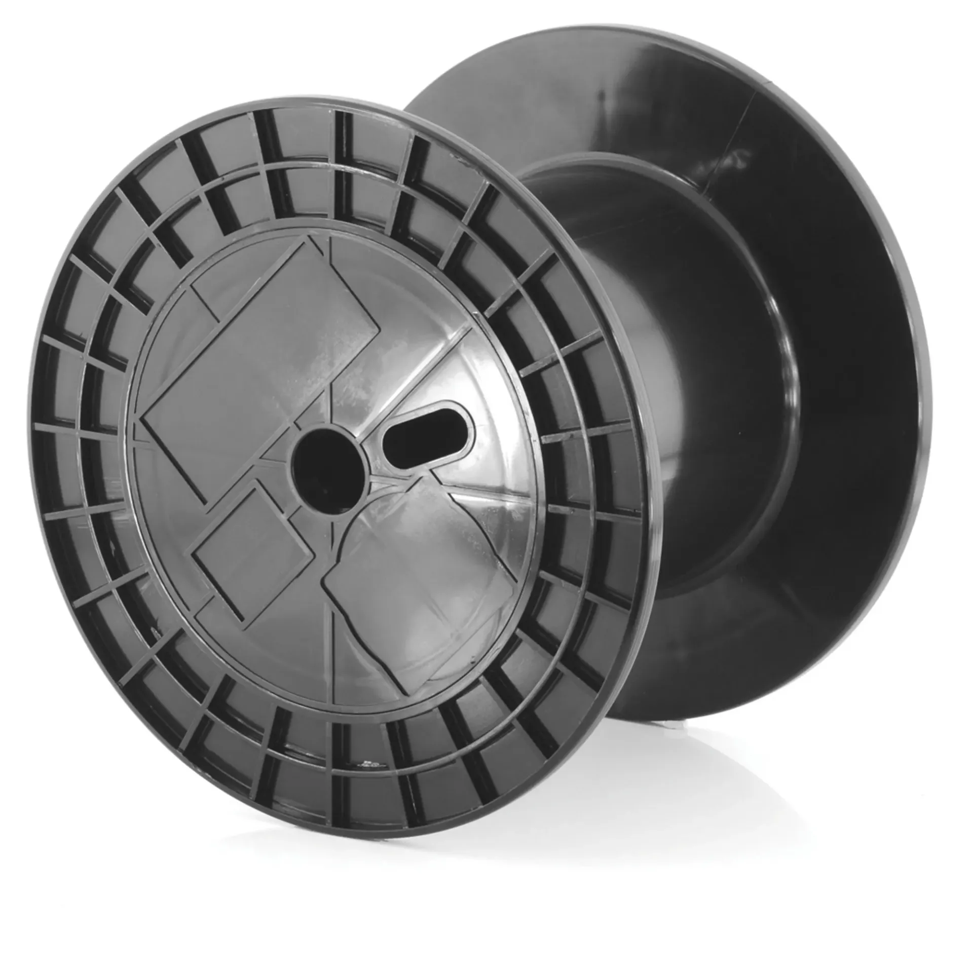 Reel P 11.8" x 7.1" x 7.9" x 1.3" T40