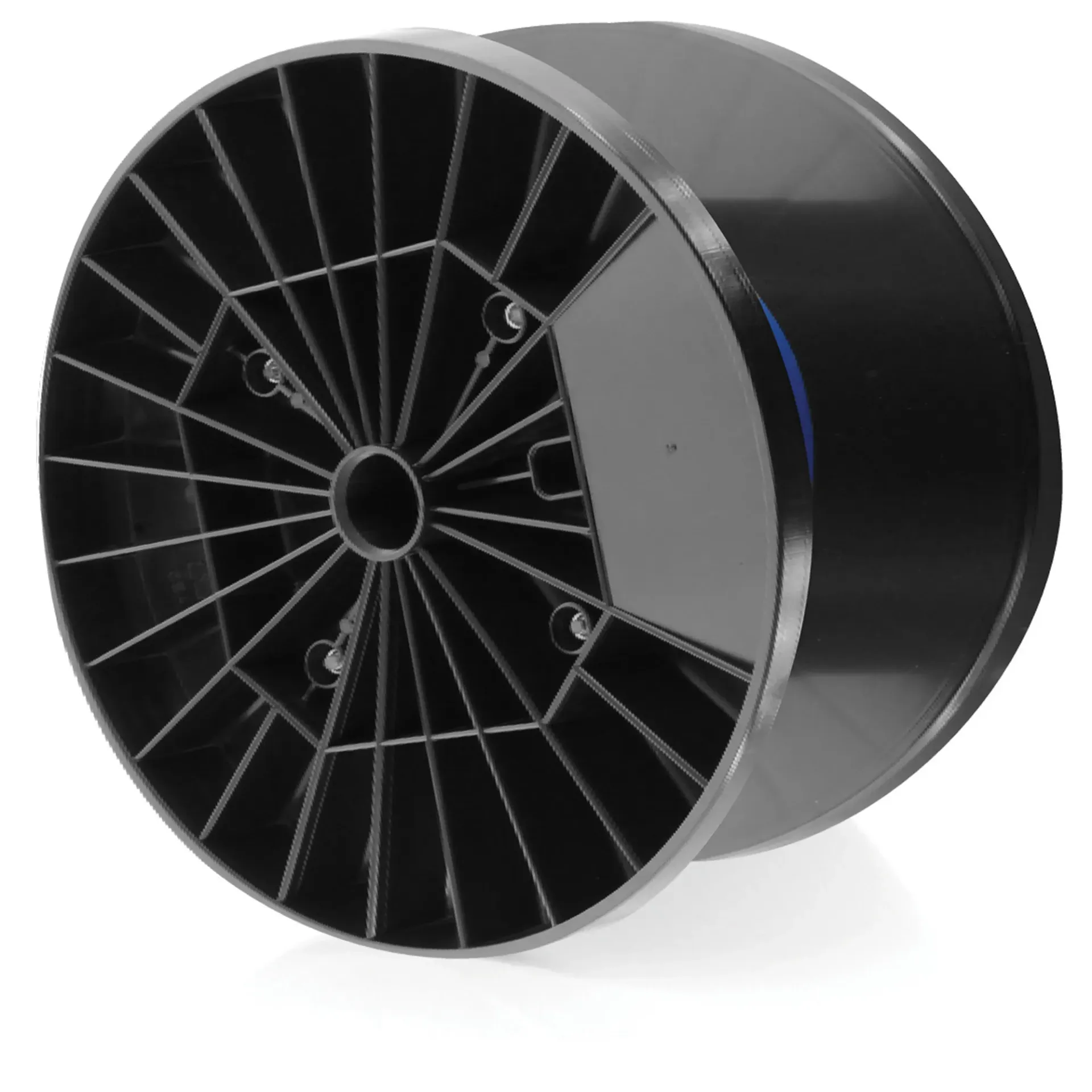 Reel P 21.7" x 12.4" x 13" x 2.2"