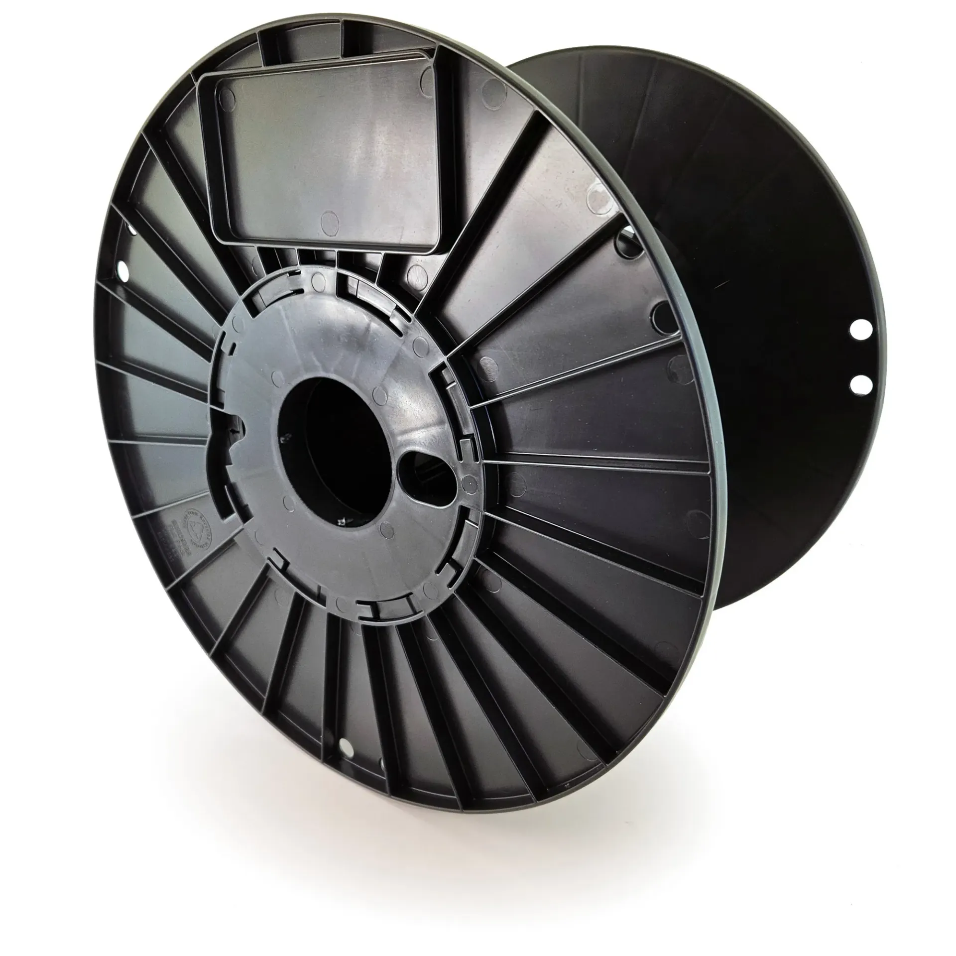 Reel M 13.8" x 6.3" x 7.9" x 2.8" FlatPack